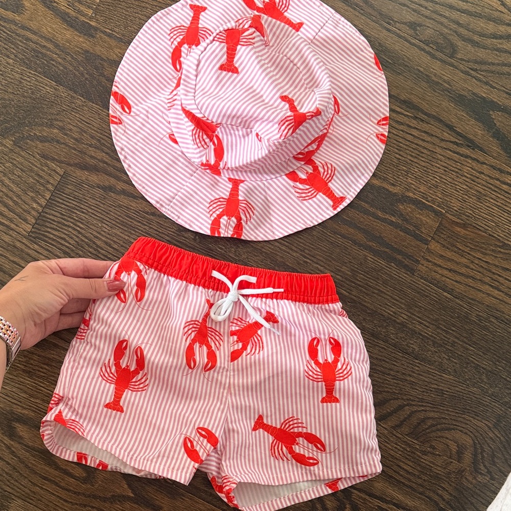 Red Lobster Print Hat and Shorts Set